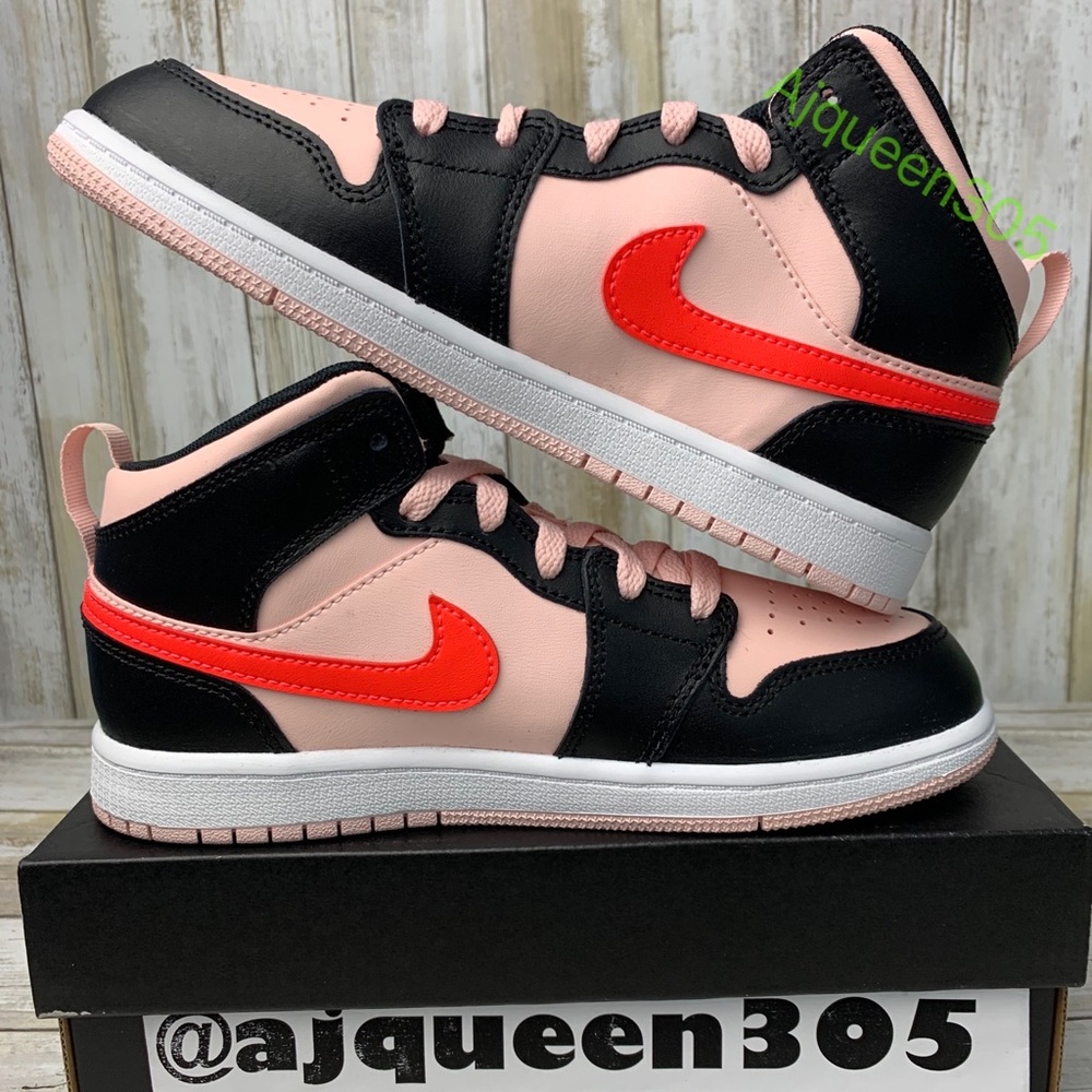 Air Jordan Mid Pink Punch GS - Picture 2 of 6
